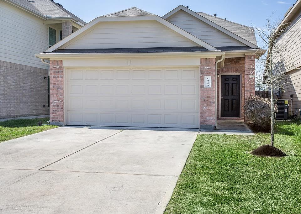 1st image of 15435 Bammel Oaks Ct