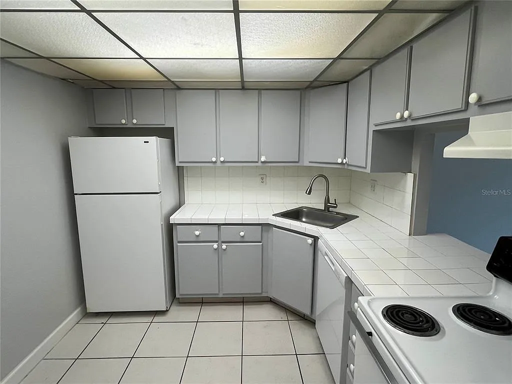 1 bed, 1.0 bath, 714 sqft, $1,350 — Photo 3