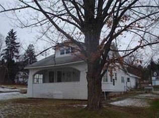 2 Pine Ave, Averill Park, NY 12018