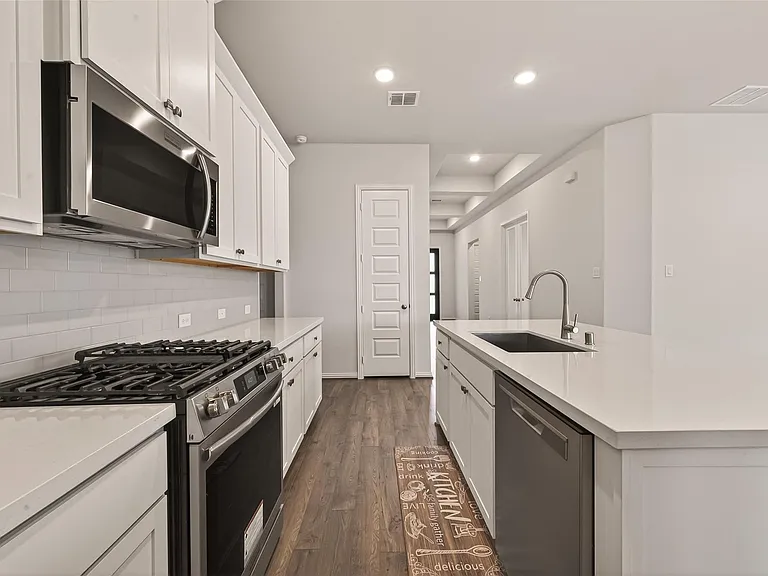 6123 Severson Lake Ct — Photo 15