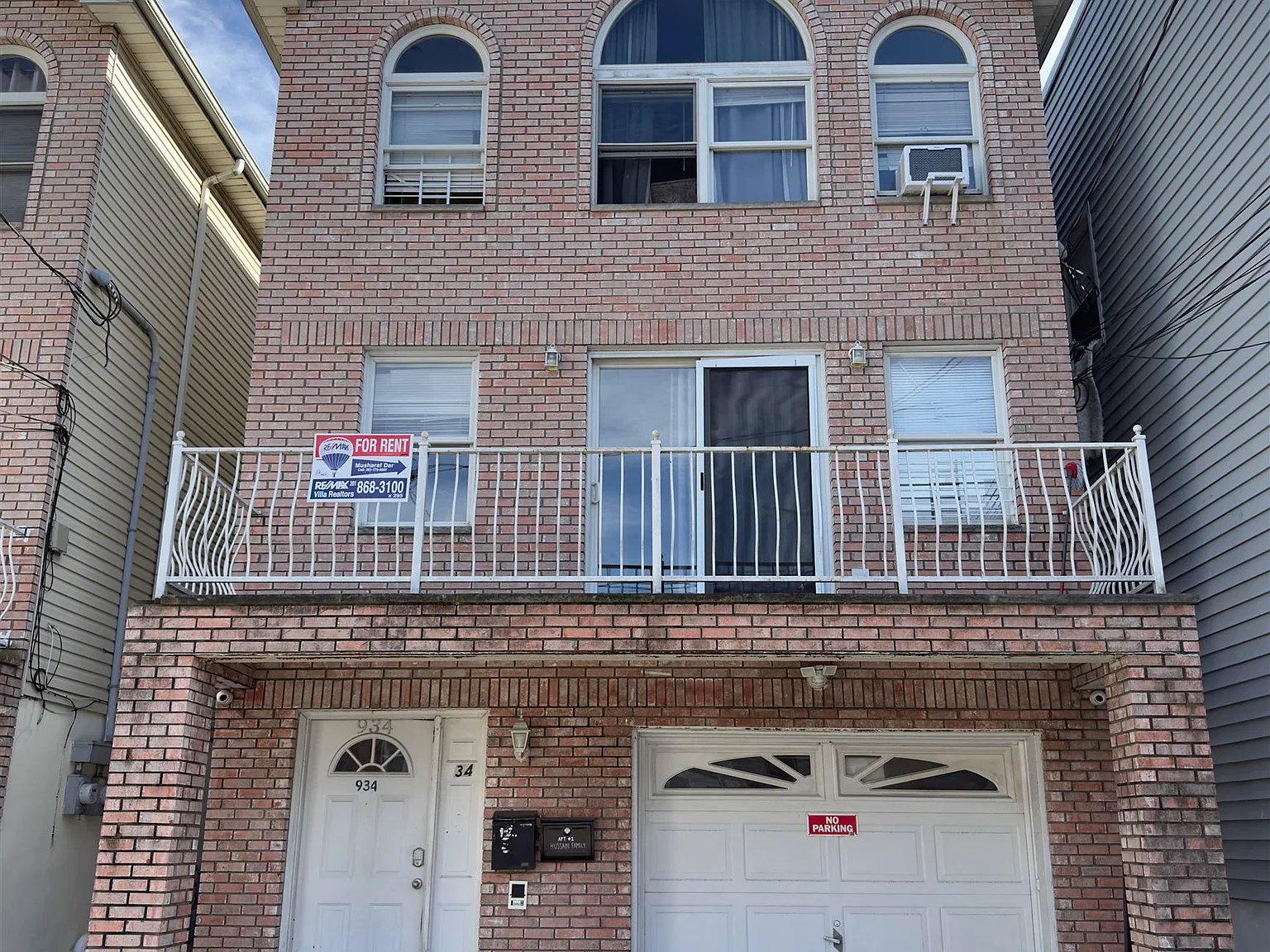 3 bed, 2.0 bath, $3,100 — Photo 1