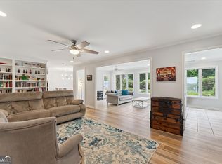 7 Raleigh Dr, Savannah, GA 31406