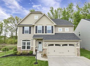 38755 Country Club Dr, Avon, OH 44011