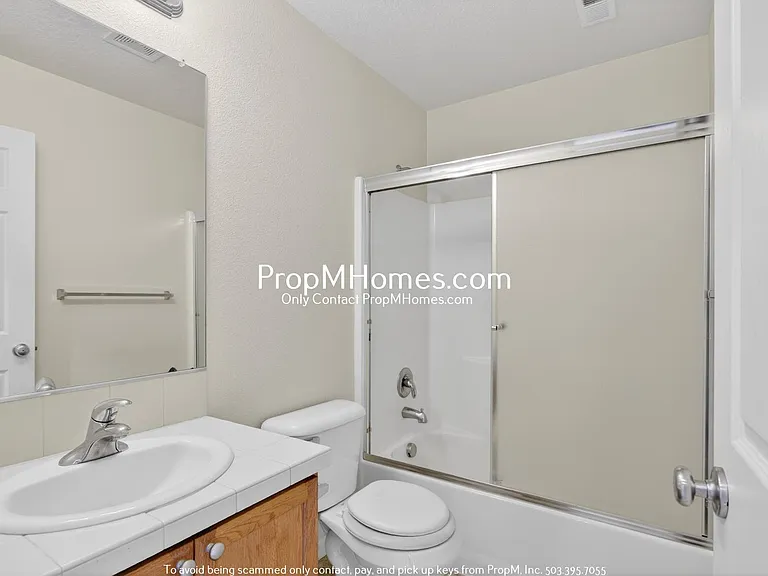 17042 Berkeley Ln — Photo 13