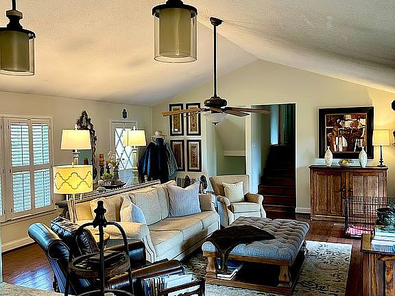 4th image of 1618 Pine Harbor Rd