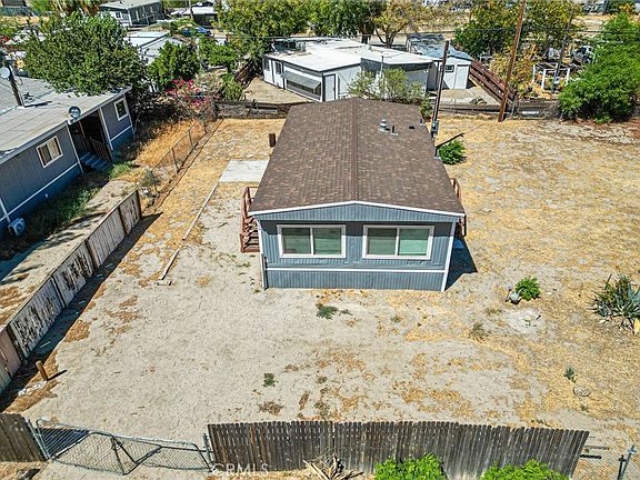 2nd image of 52100 Esperanza Ave