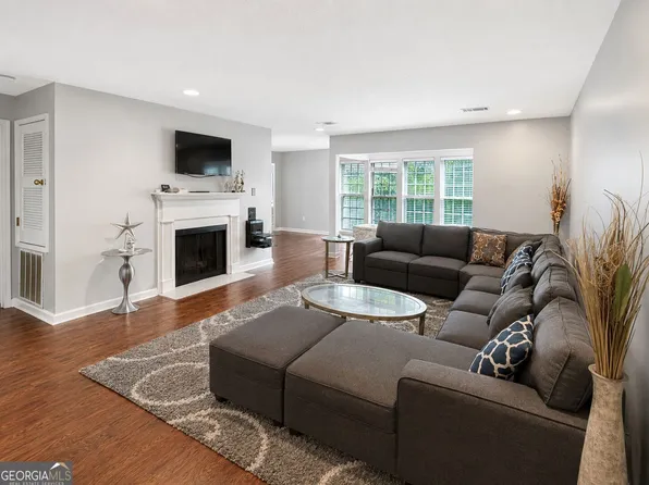 24314 Plantation Dr NE #314, Atlanta, GA 30324