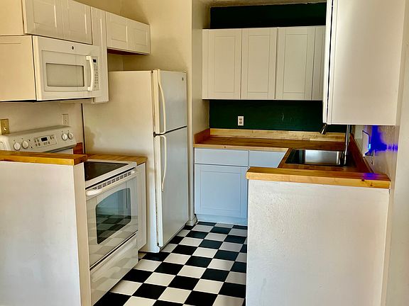 5th image of 273 Saint Patrick Ave