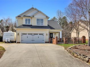 212 Santa Fe Cres, Thomasville, NC 27360