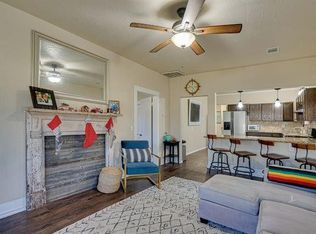 521 W 5th St, Justin, TX 76247
