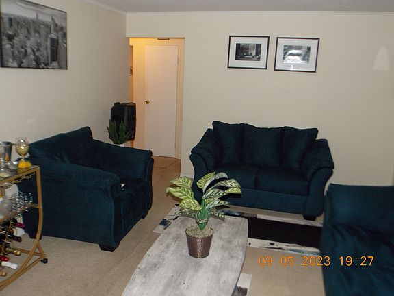2nd image of 139 Sauk Trl