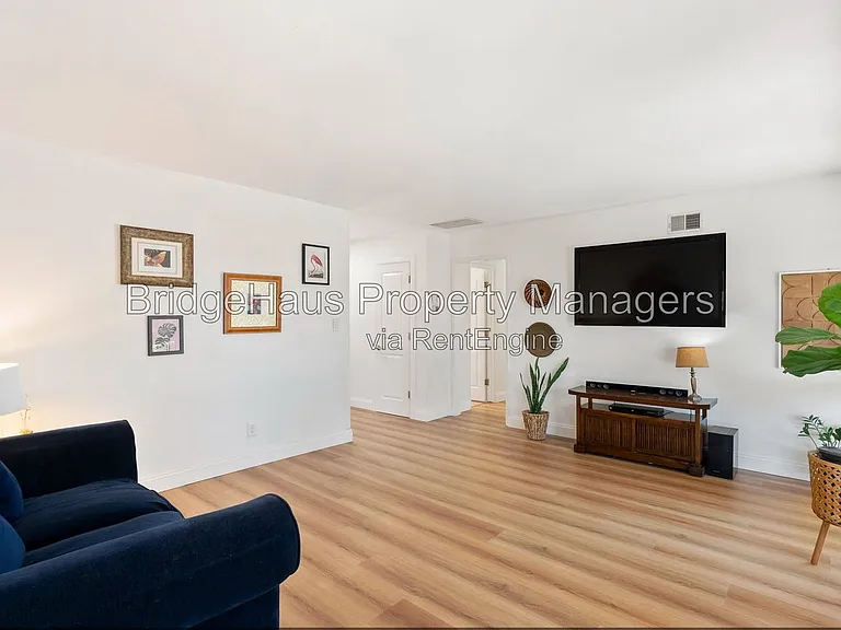 1723 Ramon St — Photo 11