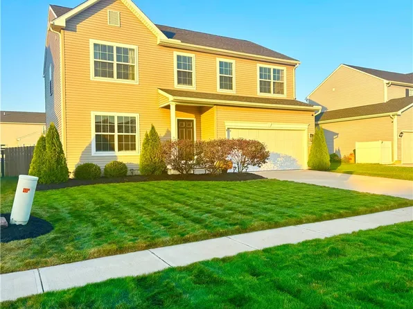 37272 Sandy Ridge Dr, North Ridgeville, OH 44039