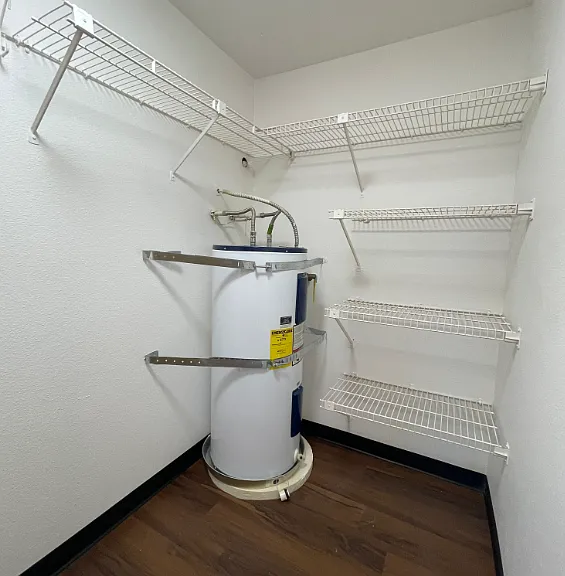 Park Place Apartments — Photo 7