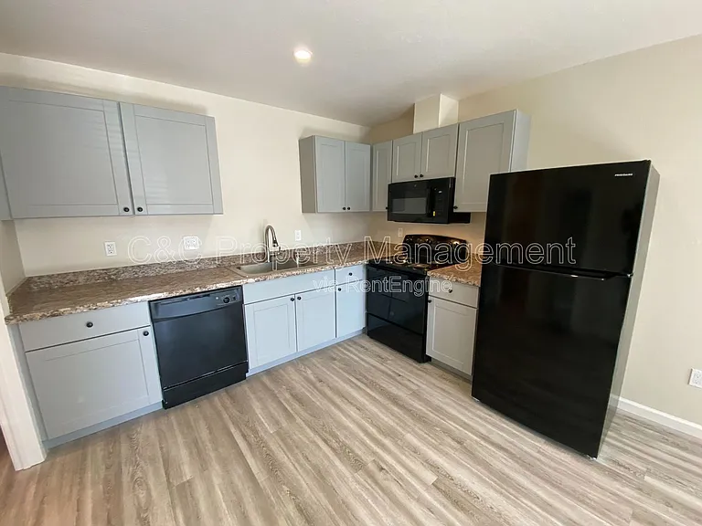 1343 Mingo Ave #B — Photo 3