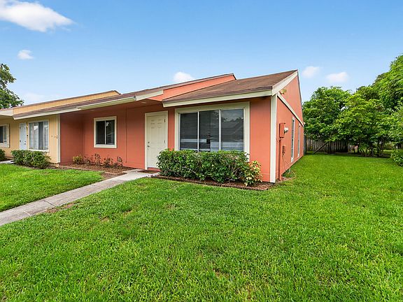 2nd image of 4739 Orleans Court #D