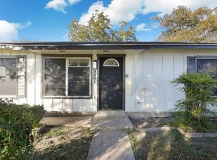5551 Middlefield Dr, San Antonio, TX 78242