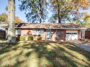 714 Douglas Pl, Alton, IL 62002