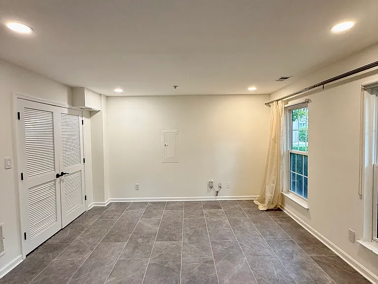 9730 Washingtonian Blvd — Photo 2