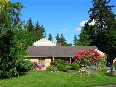 16136 Stone Ave N, Shoreline, WA, 98133
