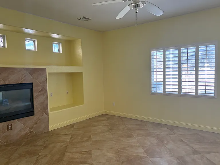 5908 Running Horse Dr — Photo 2