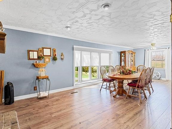 20th image of 580 Gamaliel Rd
