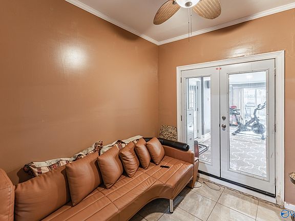 5th image of 1561 River Bend Pl SE