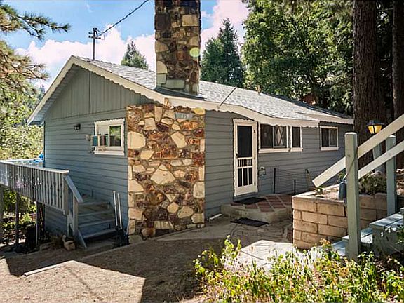3rd image of 499 Dorn Dr