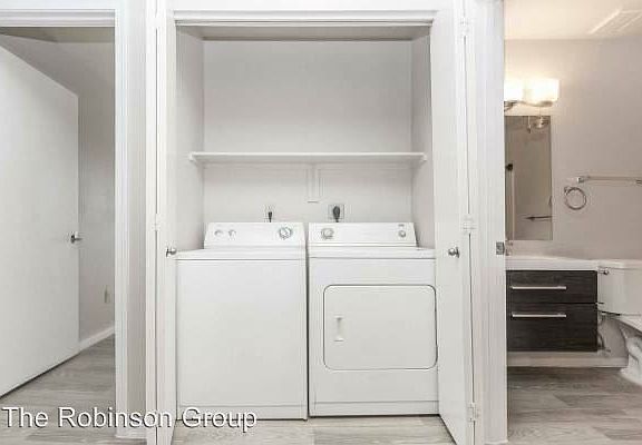 5th image of 36 E Vaughn Ave APT 111