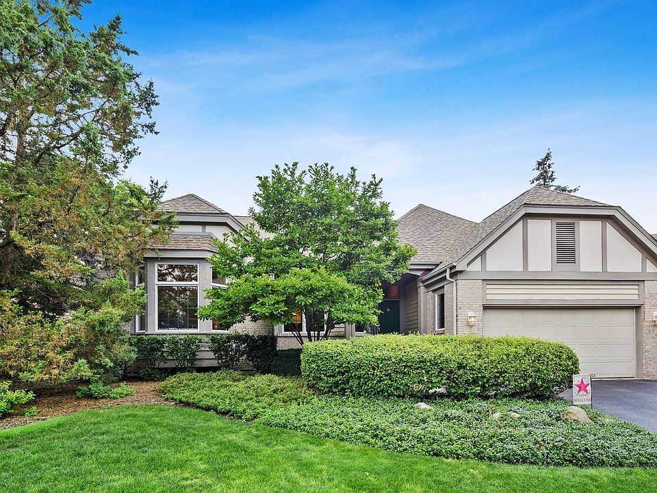 1st image of 8 La Quinta Ct