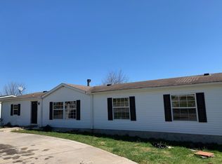 112 Danielle Dr, Dandridge, TN 37725