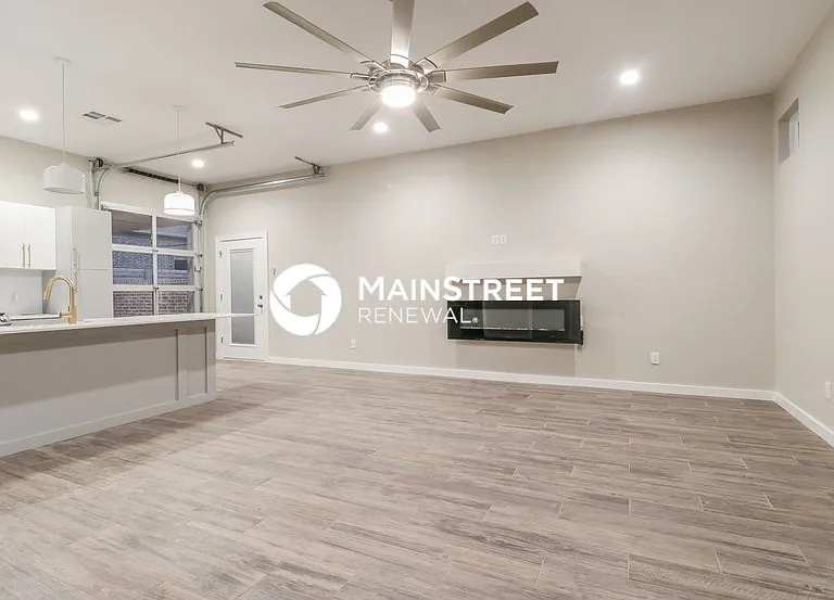 11347 Paradise Out Ln — Photo 3