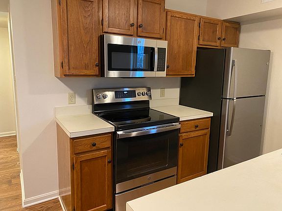 4th image of 405 Judie Ln APT S