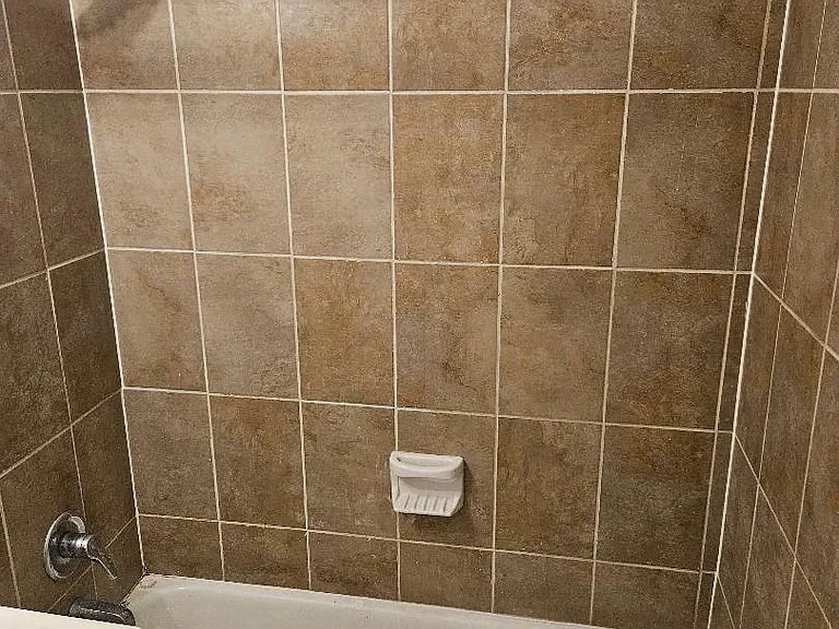 3936 Stone Gate Dr #D — Photo 20
