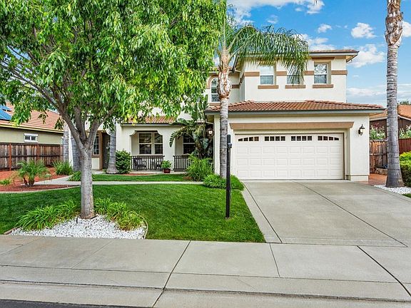 5th image of 131 Brighton Circle