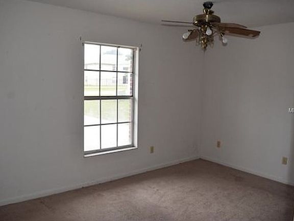 4th image of 7157 Balboa Dr