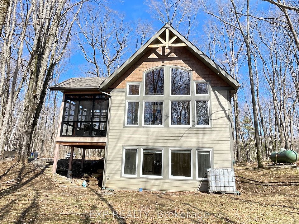 1st image of 20 Crestview Dr