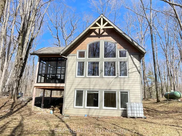 20 Crestview Dr, Greater Madawaska, ON K0J 1H0