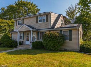 2 Leonard Pl #2, Wanaque, NJ 07465