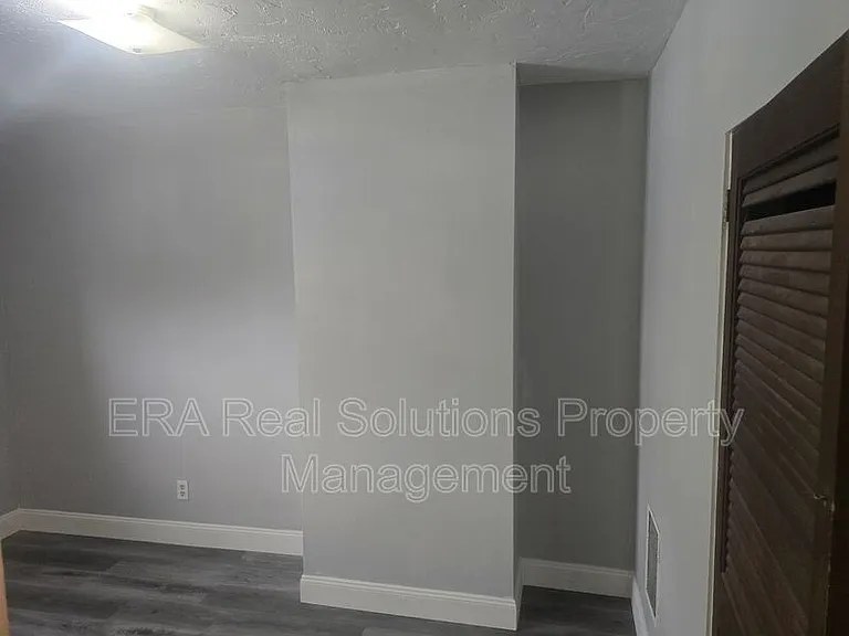 3816 Upper #Unit — Photo 10