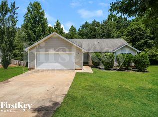 521 Stoney Creek Dr, Winder, GA 30680