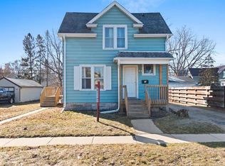 76 E Bank St, Fond Du Lac, WI 54935