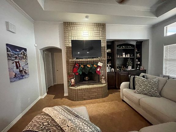 4th image of 1702 South St #1085