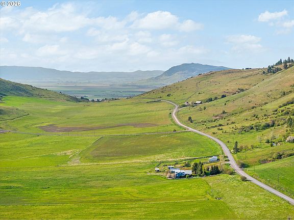 2nd image of 61938 High Valley Rd