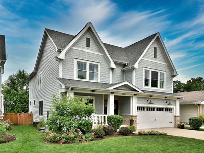 200 N Glenview Ave, Elmhurst, IL, 60126