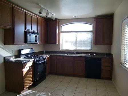 2nd image of 2559 N Avenida Tabica