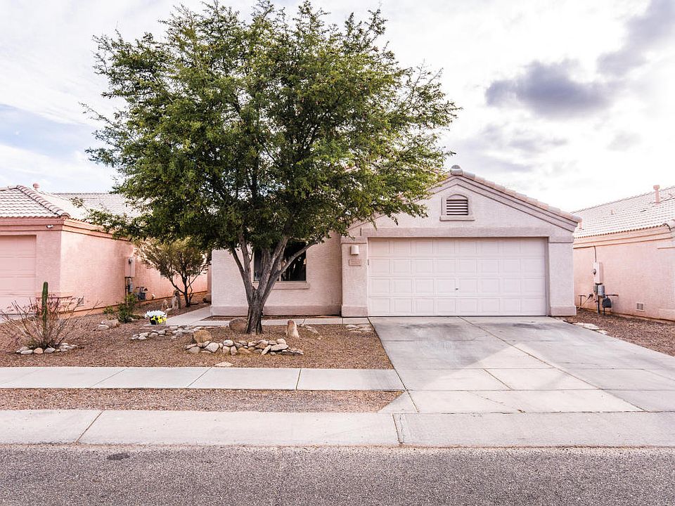 1st image of 2313 W Silver River Way
