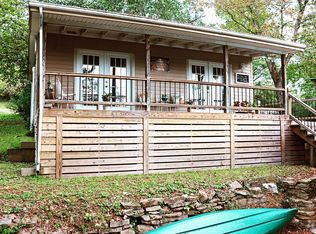 212 Golden Gate, Eureka Springs, AR 72631