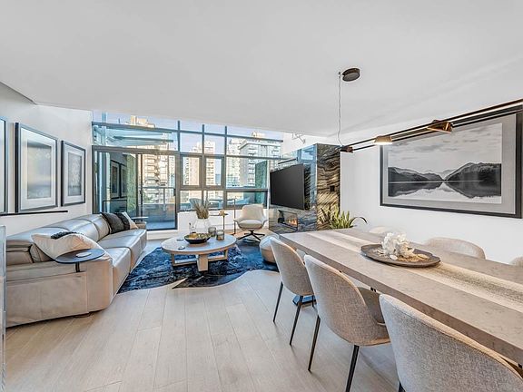 2nd image of 1688 Robson St #Penthouse 5