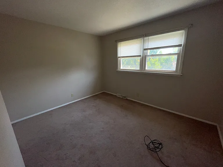 2629 N Pine St #4 — Photo 6